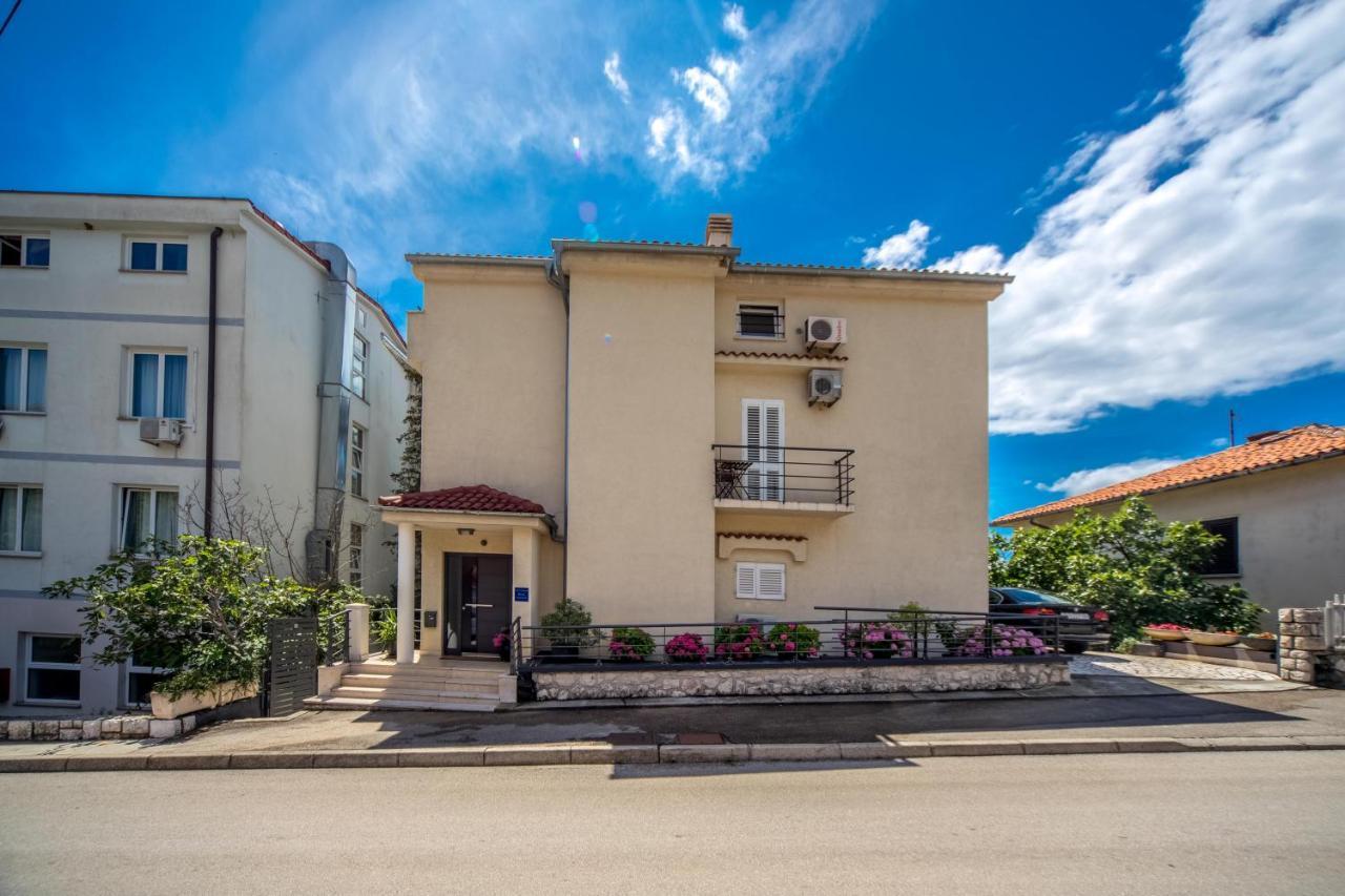 Apartments Sax Crikvenica Exterior photo