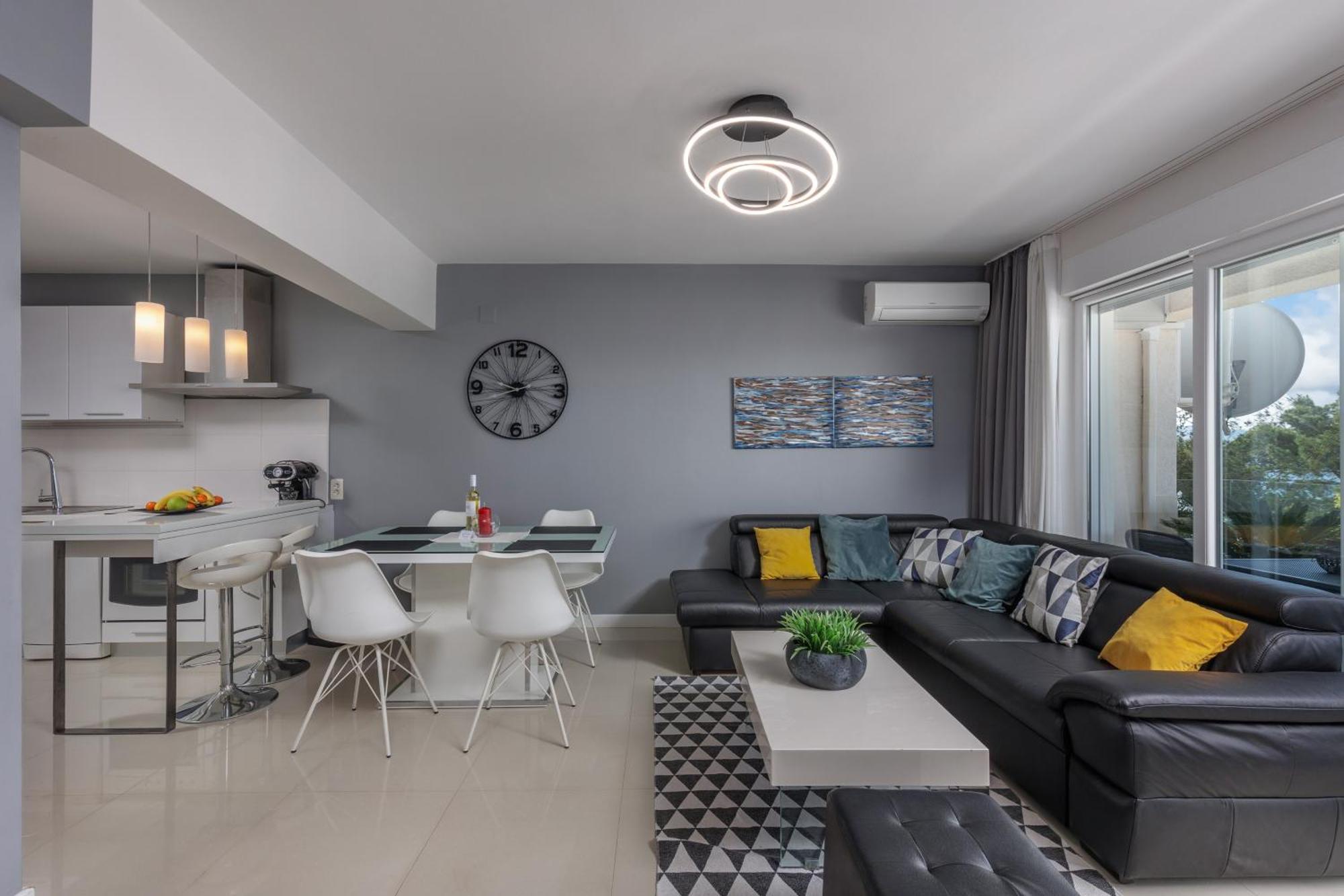 Apartments Sax Crikvenica Exterior photo