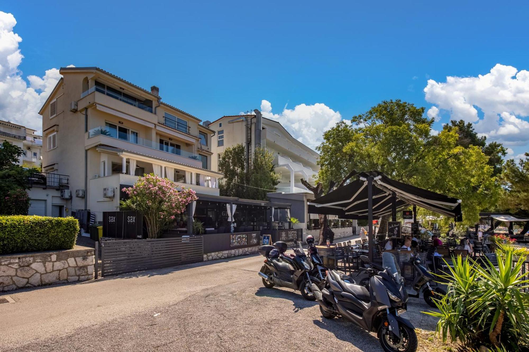Apartments Sax Crikvenica Exterior photo
